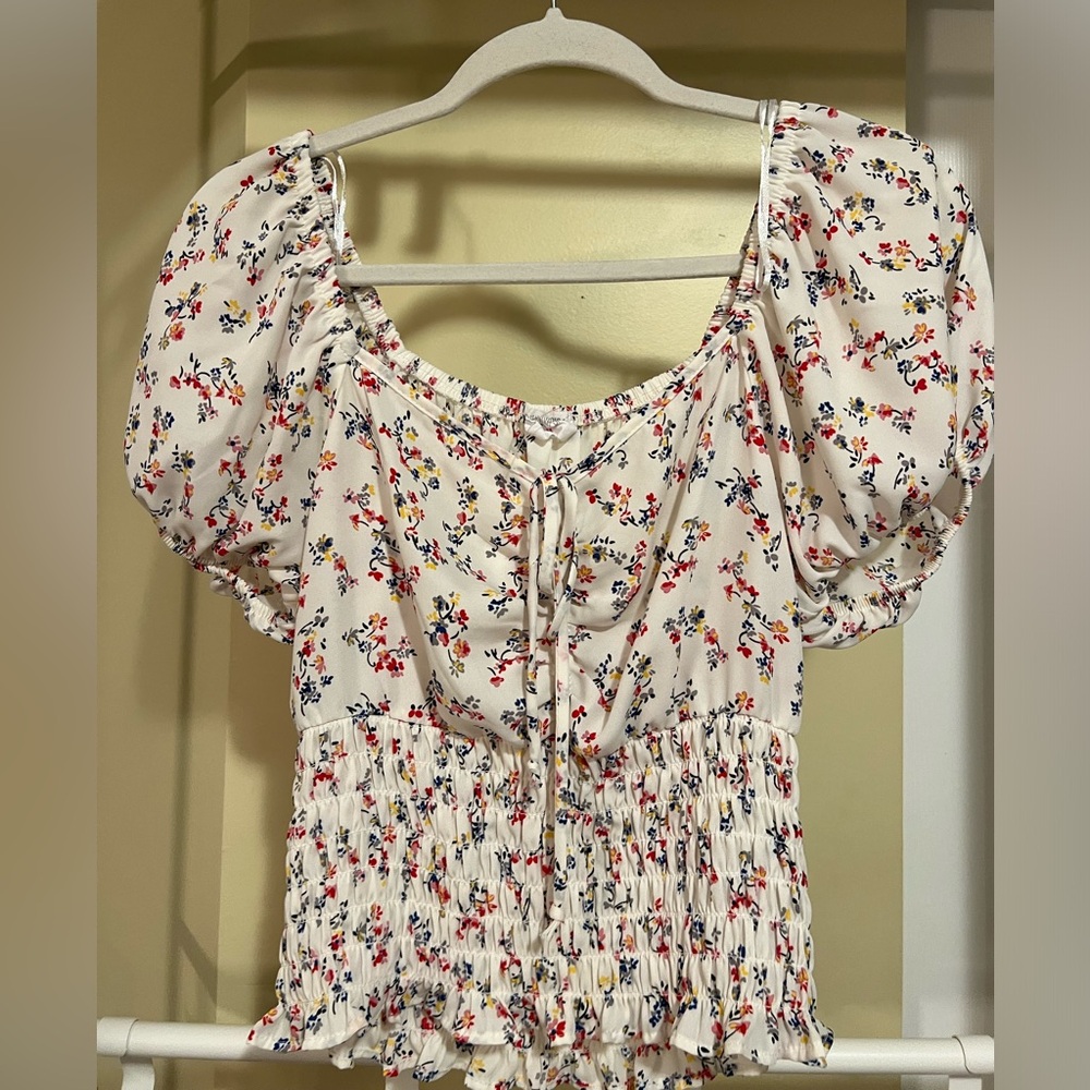 $25Women’s Summer Floral print Square neck ,short Sleeve Smocked.